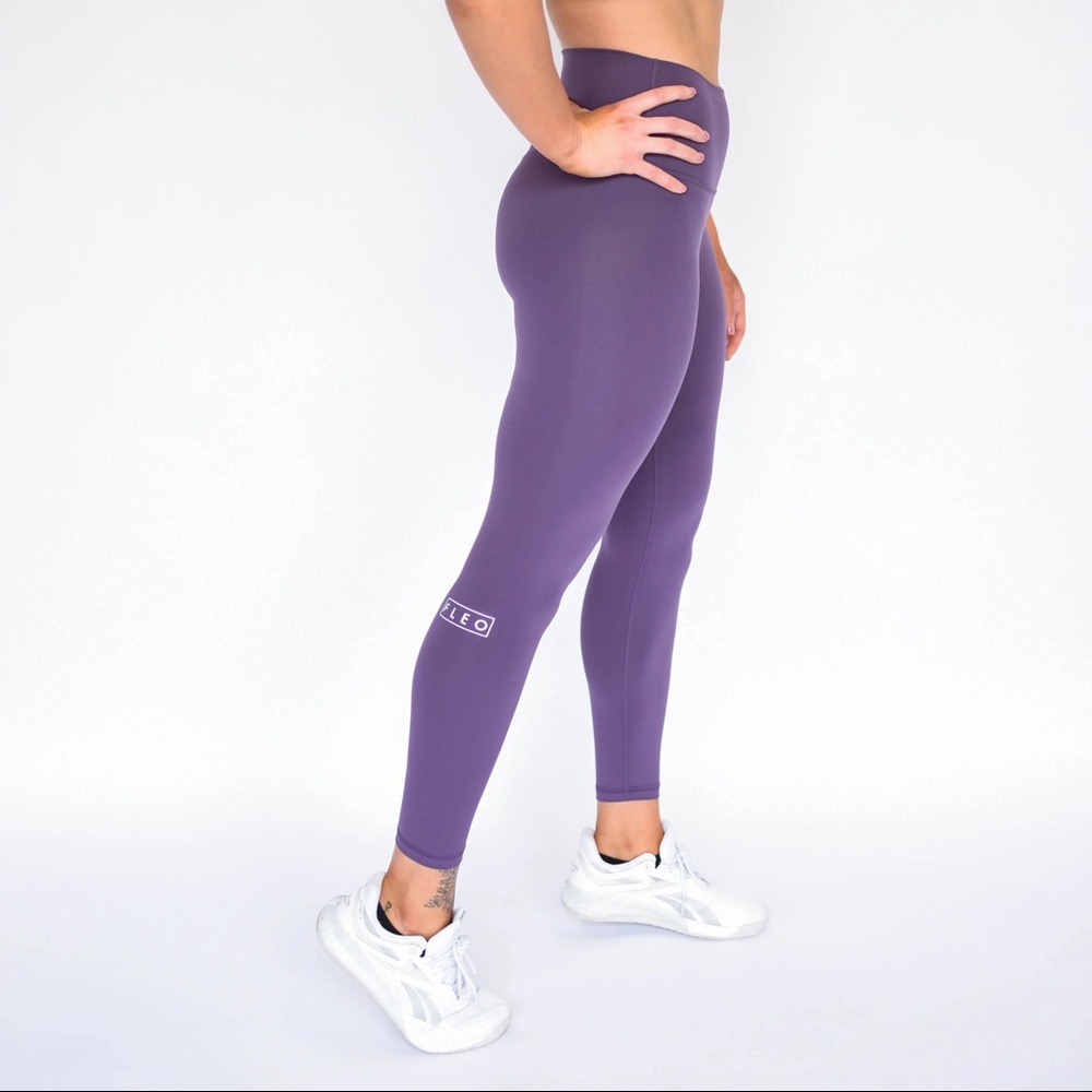 Fleo El Toro High Waisted Navy Cosmos Purple Indigo Athletic Leggings 21” Small